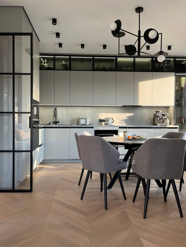 Photo 2025 10 10 22.17.13